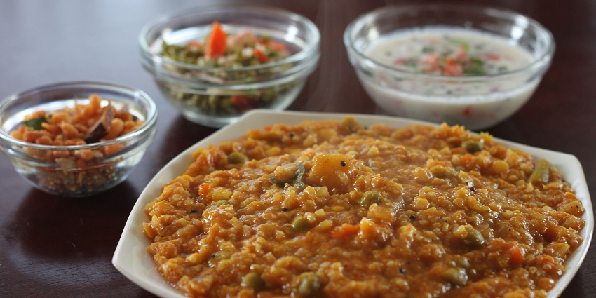 After exploring the Chincholi Wildlife Sanctuary, you can taste a local dish in an eatery.
