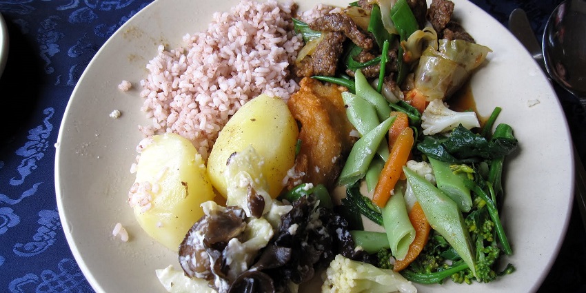 Traditional Bhutanese dishes, offering a taste of the local flavours and culinary traditions.