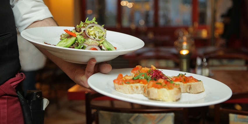 Colourful and delicious food is being served in one of the restaurants of Raipur.
