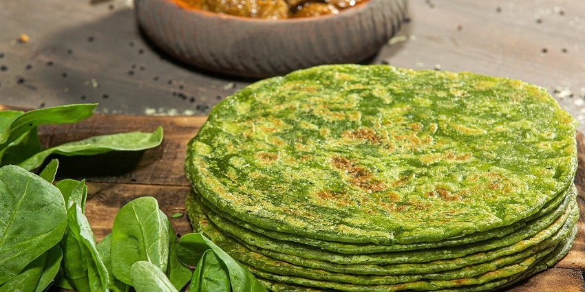Savour the famous cuisines of Bihar on your next trip to the tourist destinations.
