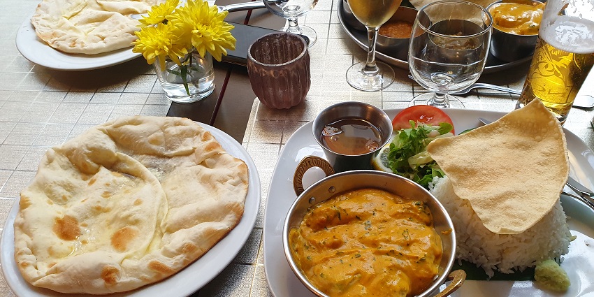Enjoy a delicious meal at the restaurants and eateries near the Pamed Wildlife Sanctuary