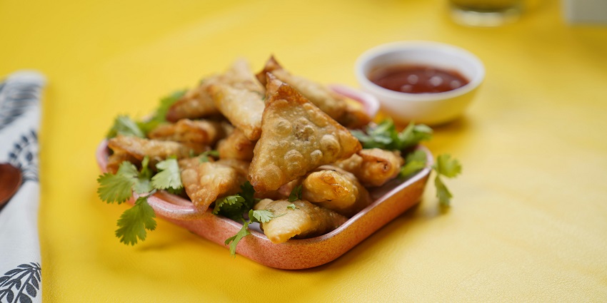 Shergarh Fort Baran features rural areas with local eateries that offer Rajasthani food.