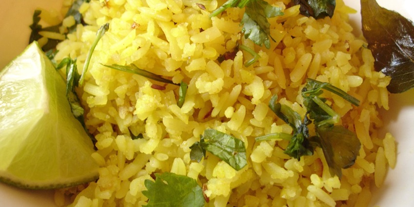 A picture representing poha, one of the main cuisines in Madhya Pradesh.