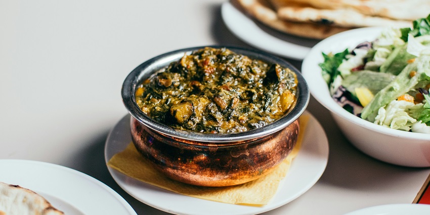 Savour the delicious dishes of Delhi, India on your visit to Netaji Museum, Red Fort.