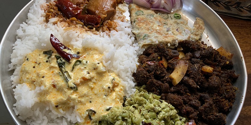 There are many restaurants that offer lip-smacking food options in Kerala.