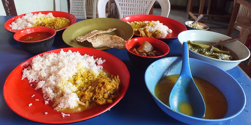There are many options to eat while visiting Dzukou Valley in December for adventure.