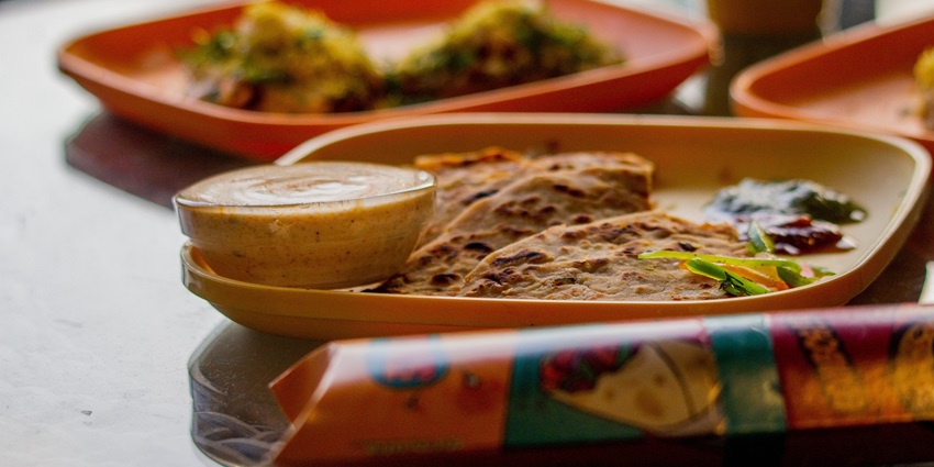 National Museum Delhi has a lot of nearby eateries with yummy food.