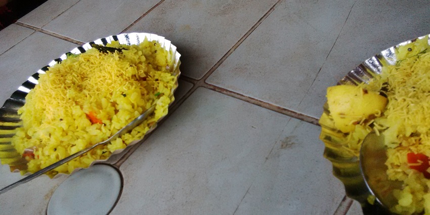 A traditional Rajasthani thali, offering local flavours near Bassi Wildlife Sanctuary.