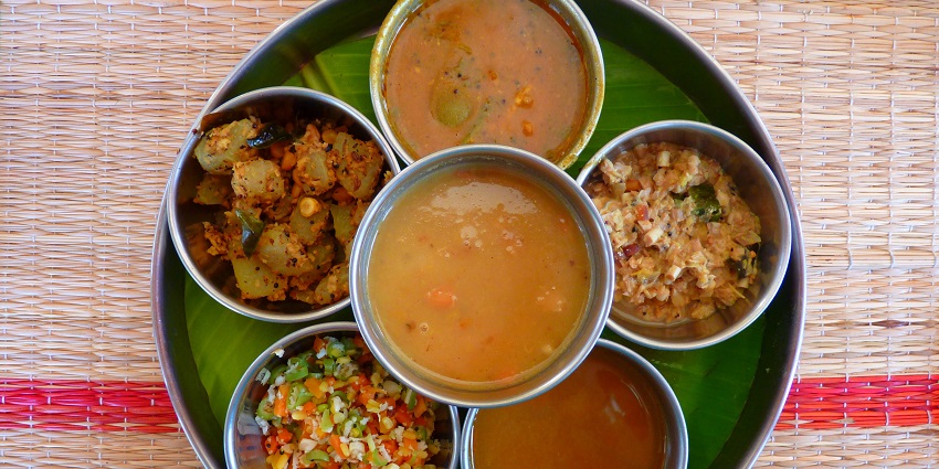 Alsisar Music Festival offers diverse Rajasthani and international culinary experiences.