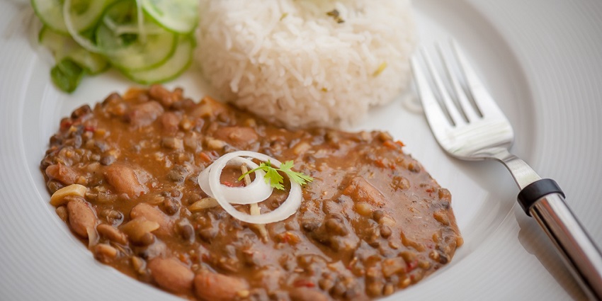 Dal Makhani is a spicy and heavy dal preparation a celebrated delicacy from Punjab, made with a combination of rajma