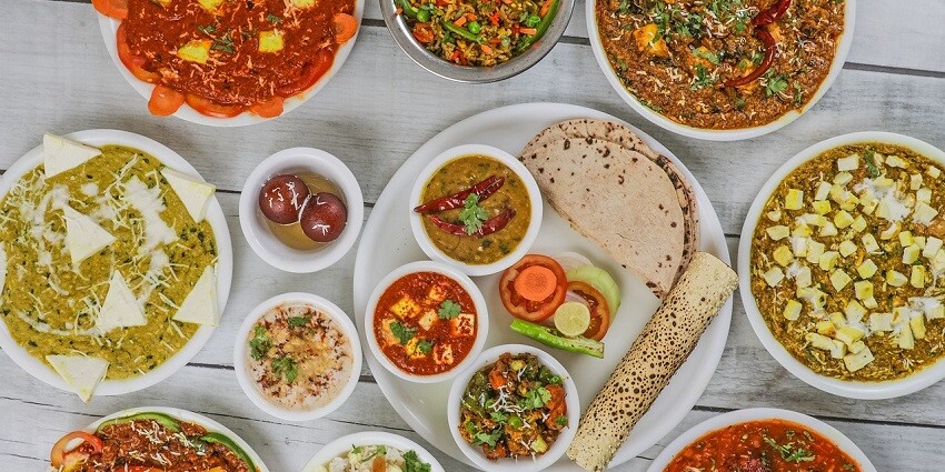 An image showcasing India’s rich and diverse culinary offerings, highlighting dishes.