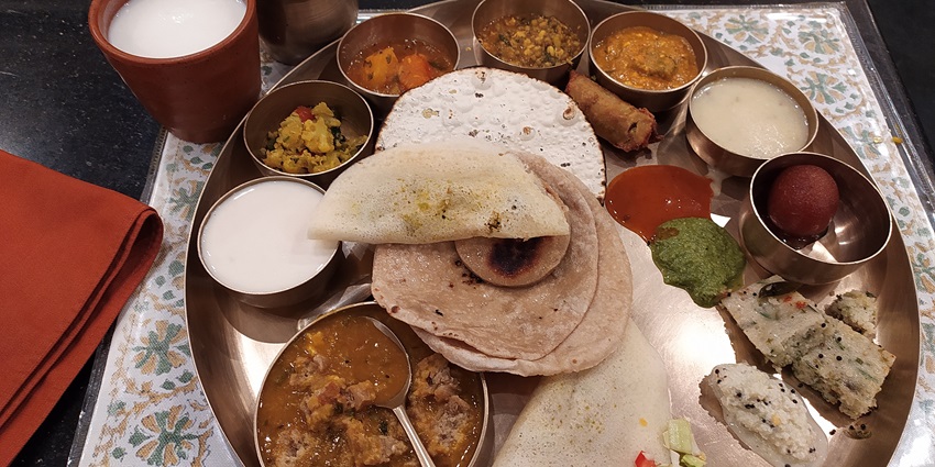 Savour the famous dishes of Rajasthan on your next trip to historical forts and palaces.