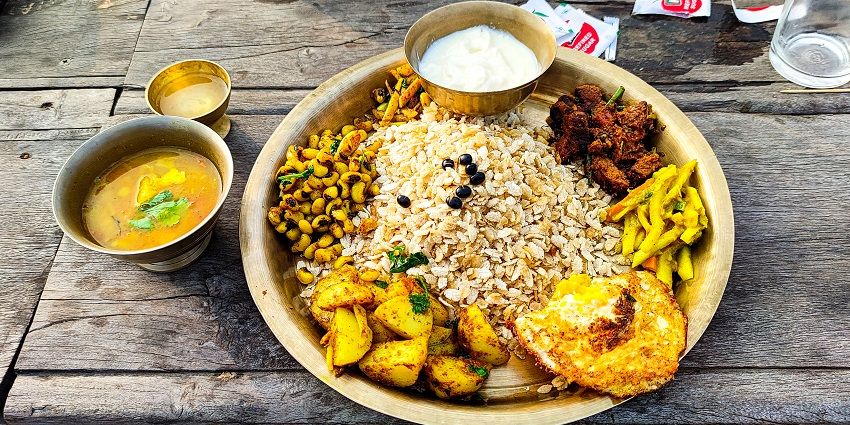 Dining options near Pashupatinath Temple, featuring local cuisine and restaurants.