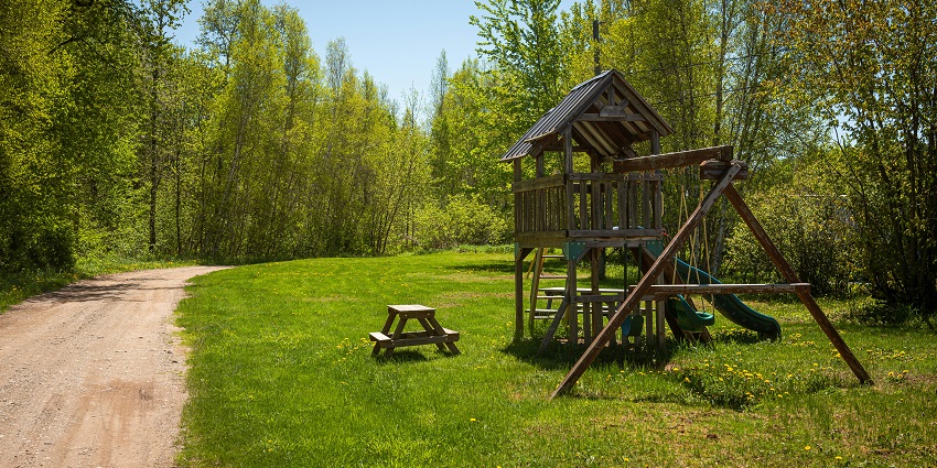 There are numerous accommodation options near the Bhairamgarh Wildlife Sanctuary.