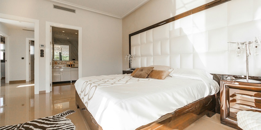 From hotels to homestays, there are many accommodations near Nandankanan National Park.