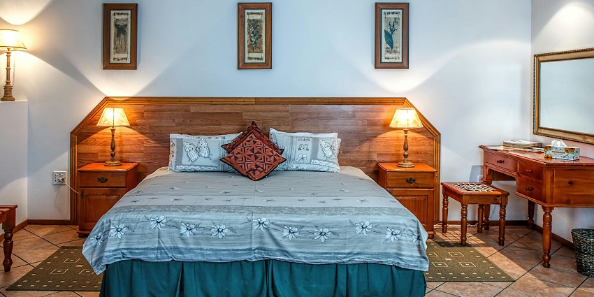 A hotel room available for the visitors in the vicinity of the their idyllic destination
