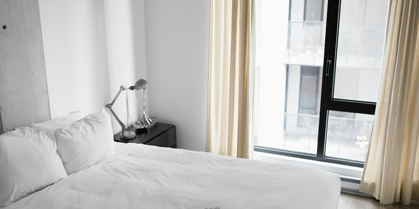 An image of a hotel room, an accommodation near the museum in Red Fort, Delhi.
