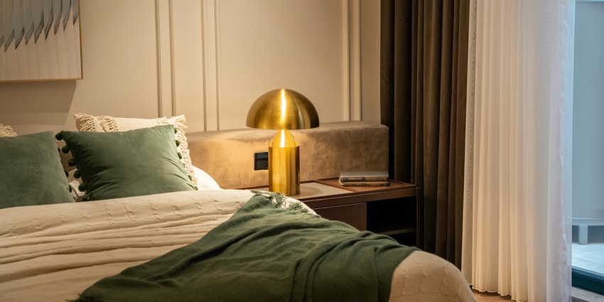 An image of a hotel room, an accommodation near the historic Bhujia Fort in Kutch.