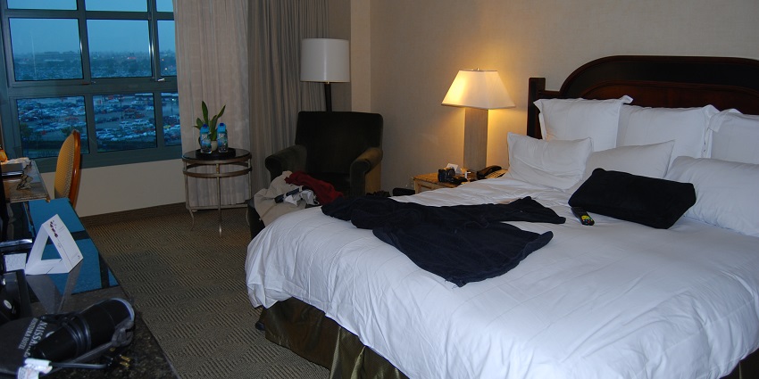 There are many lavish hotels near the museum.