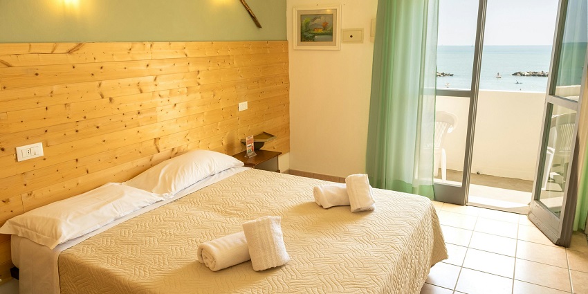 Visitors can explore budget rooms and luxury resorts near Jaisalmer fort Rajasthan