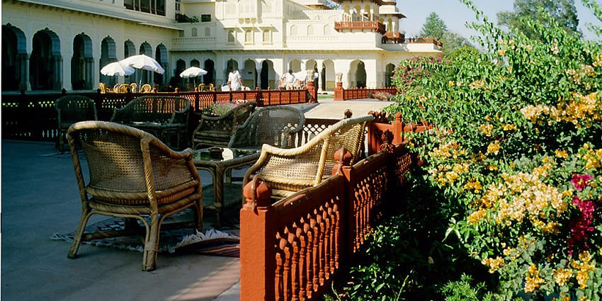 Exterior view of a hotel in Jaipur, India, showcasing traditional Rajasthani architecture.
