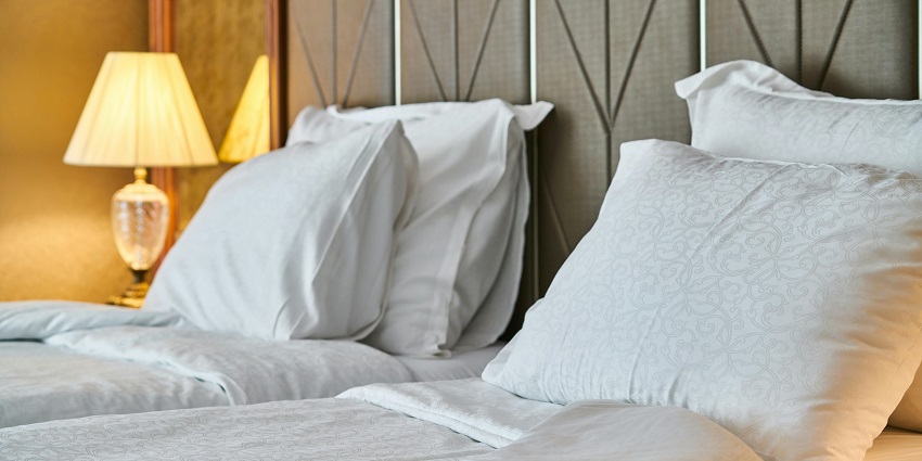 Experience Rajasthan's best hotels, Raas Jodhpur, Taj Lake Palace, Suryagarh, Zostel.