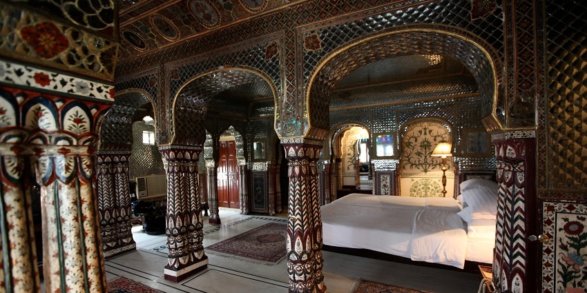 Choose from budget to luxurious accommodations during your Rajasthan weekend trip.