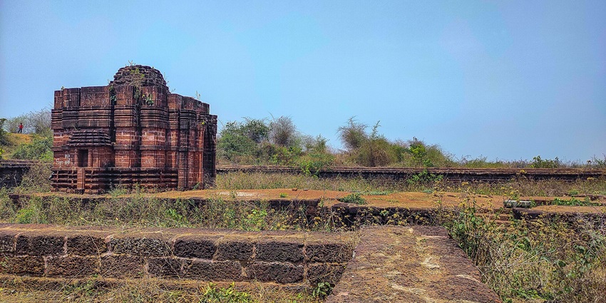 There are several stay options available in and around the district of Baleshwar, Odisha.