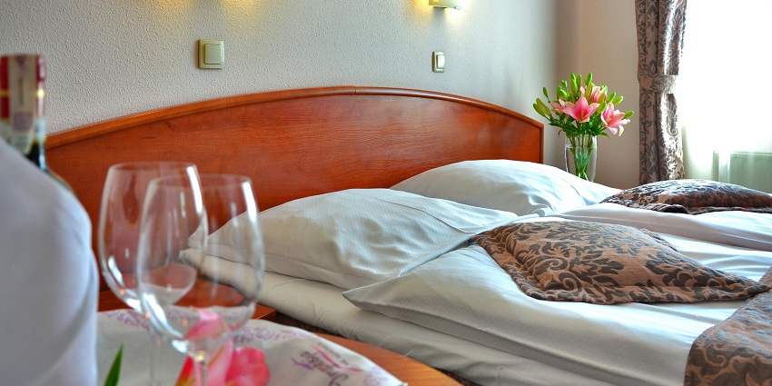An image of a hotel room, one of the accommodations to stay on your visit to Andhra Pradesh.
