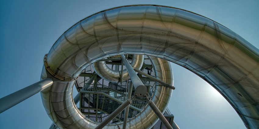 A view of a giant spiralling ride at Wonder Land, one of the best water parks in Punjab.