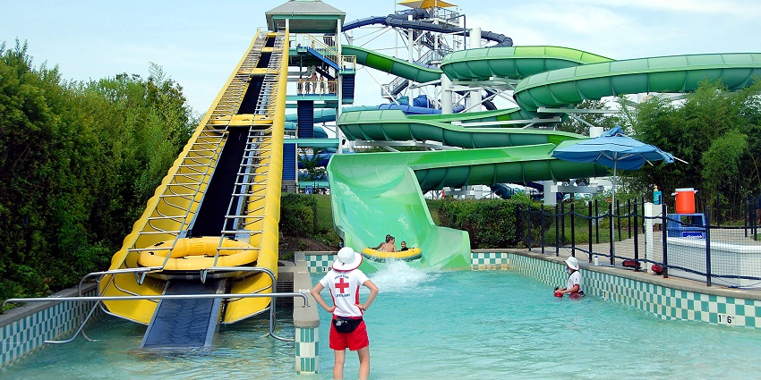 The adventure park in Surat Olpad features exciting water slides.