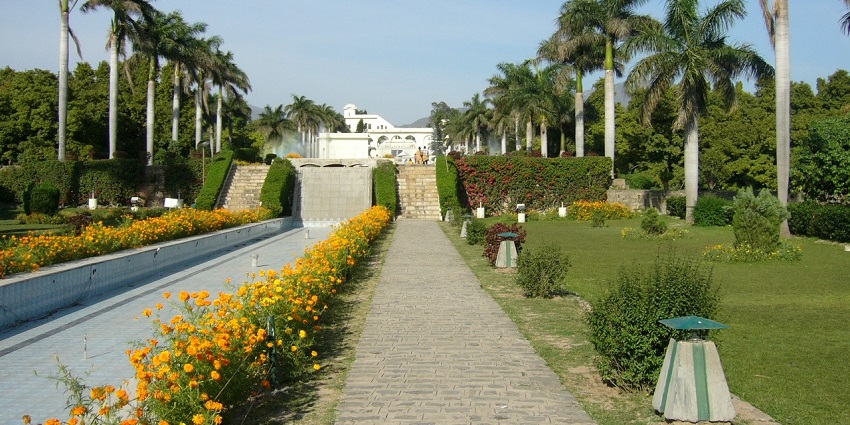A picture of a garden in Panchkula with flowers blooming all around
