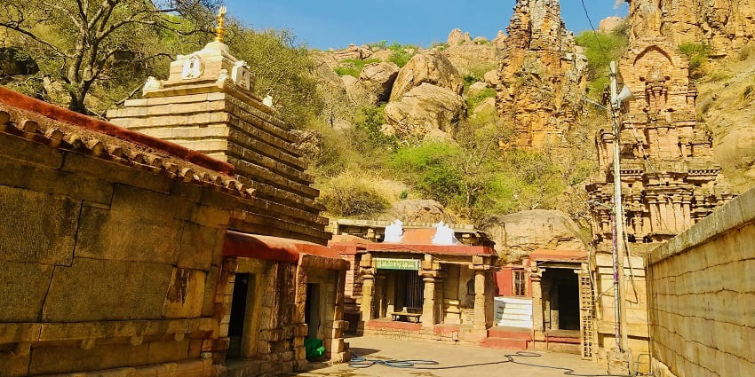 A view of the popular Yaganti Temple, one of the best places to visit near Mantralayam.