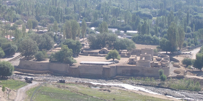 Zorawar Fort is one of the most breathtaking places to visit in Leh for travellers.