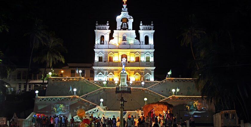 Explore the nightlife in Panjim which tourists love.