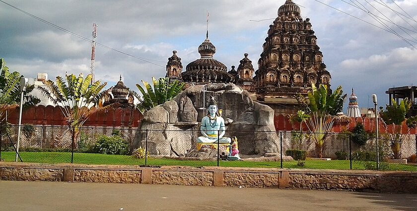 Places to visit in Baramati, offer historical sites, temples, parks, and adventure.