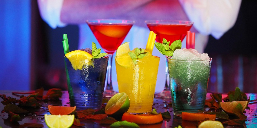 Experience energetic vibes at 3 Wise Monkeys, perfect for Nashik nightlife for singles