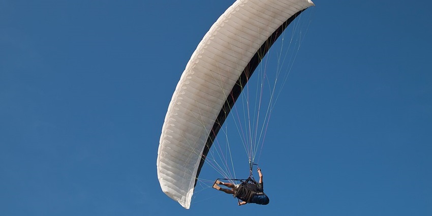 ALR Aviation, a vendor for paragliding in Daman, promises the best experience.