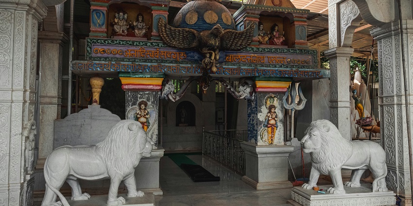 An intricate entrance of a Hindu temple, the best place near Paranda Fort for devotees.