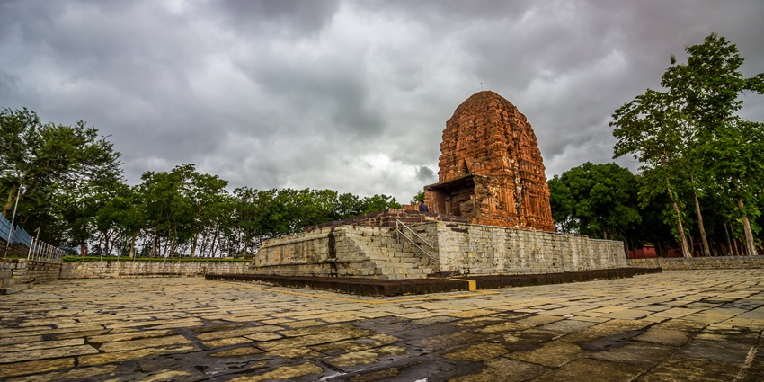 A Ffont and close up view of the Laxman Temple, Sirpur, Chhattisgarh for all to visit.