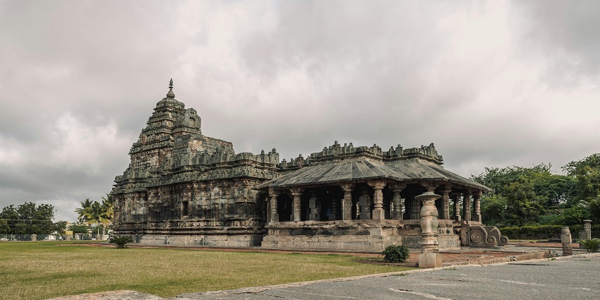 Majestic view of the Bhimashankar temple with the beautiful sky.