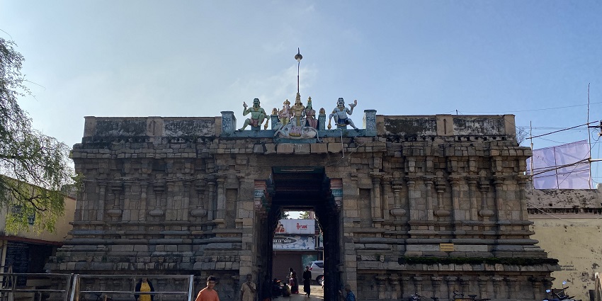 An important pilgrimage spot for Shiva devotees in Tamil Nadu that is visited by thousands.