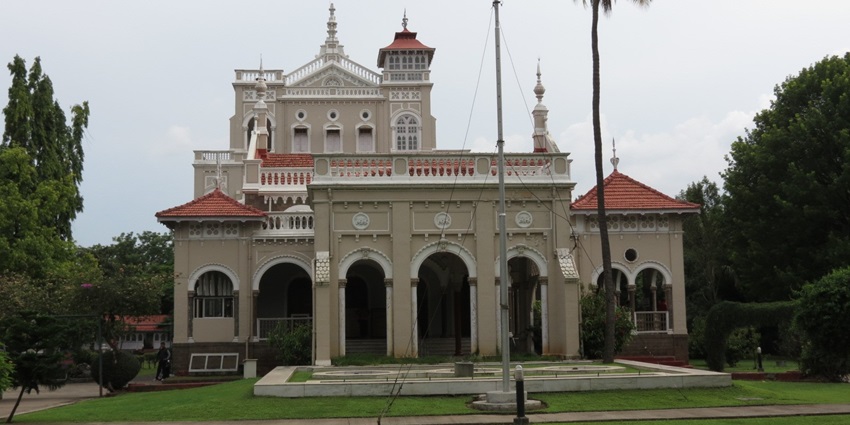 Agakhan Palace in Maharashtra with beautiful gardens and historical importance.