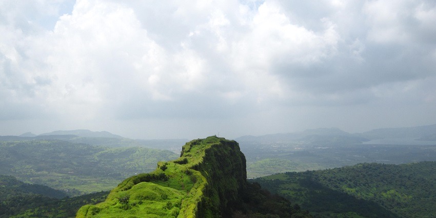Ahivant Fort is another great site to explore when visiting Achala Fort.