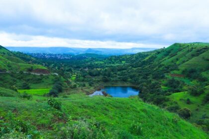 Picturesque view Ahmednagar, lush greenery and twisty road, hills - places to visit near Ahmednagar