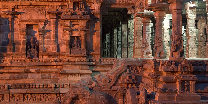 Picture of Airavatesvara Temple, a piece of architecture that displays detailed stonework