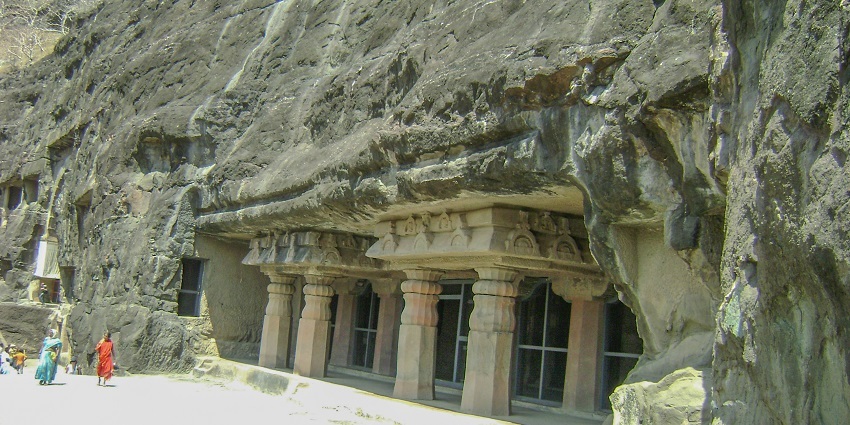 An image of the entrance of the Ajanta Caves, one of the top places to visit near Pune within 300 km