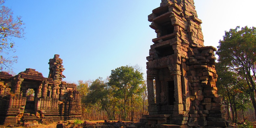 Ruins of a historical fort, which is one of the most unique places to visit in Panna