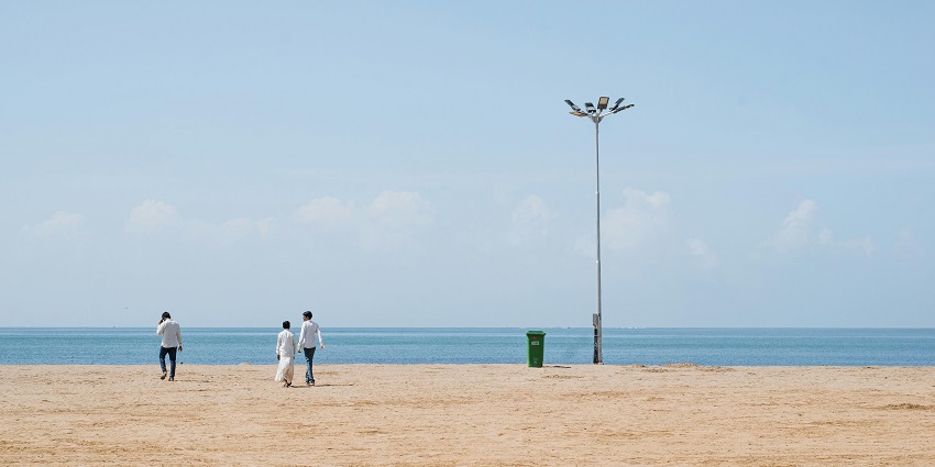 An image of Alibaug Beach, one of the best places to visit near Mumbai within 100 km