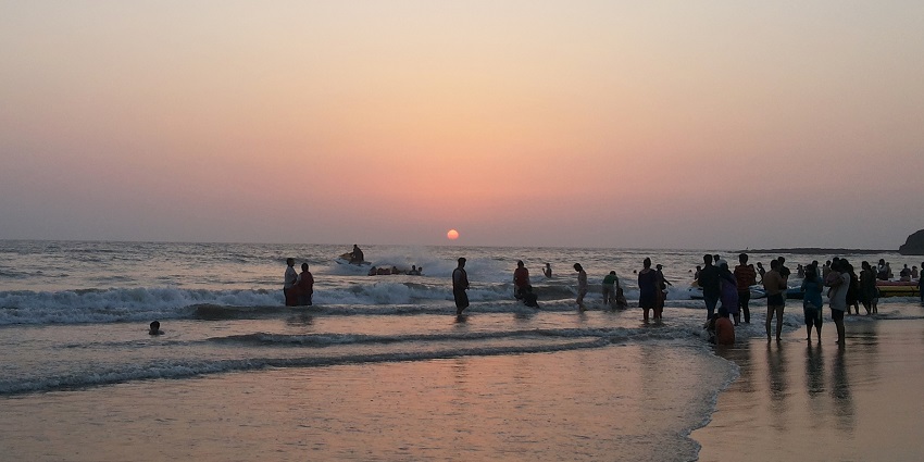 Beautiful view of Alibaug Beach, a famous place near Kavnai Fort